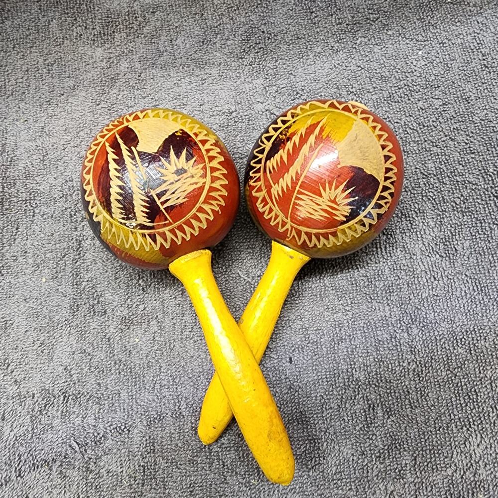 Set of Maracas from Cuba Hand painted Souvenir b45
